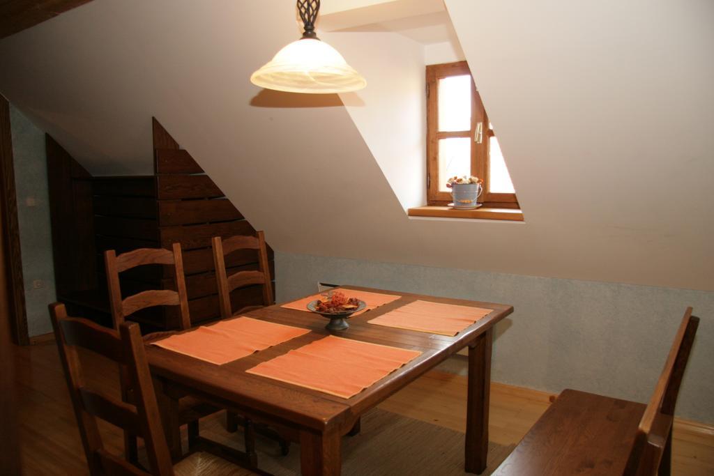 Apartmaji Zolnir Kostanjevica na Krki Værelse billede
